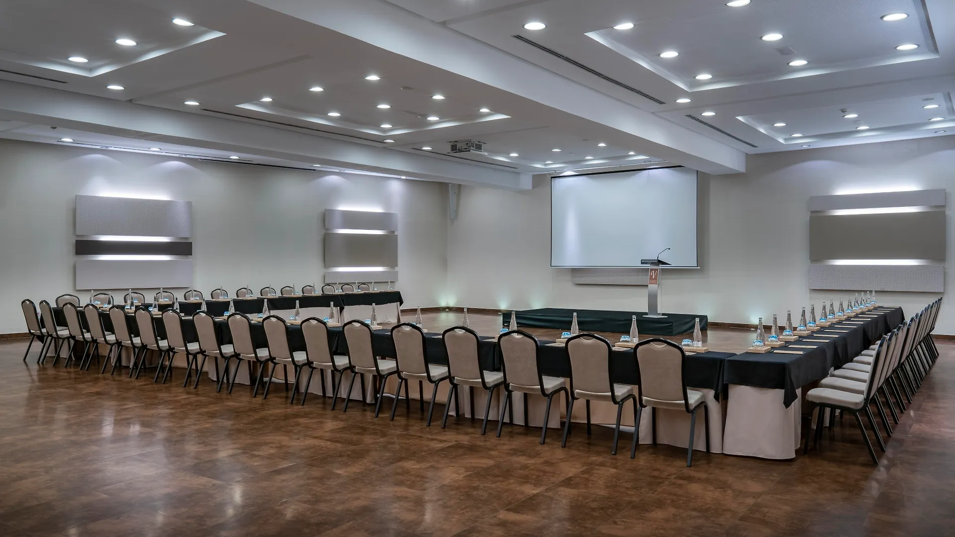 ***** Hotel Vincci Seleccion Posada Del Patio Malaga Hiszpania